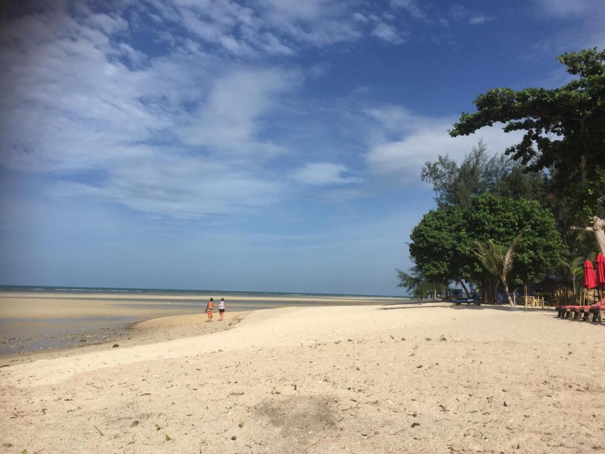 All At Sea Beach Resort Баан Тай Экстерьер фото