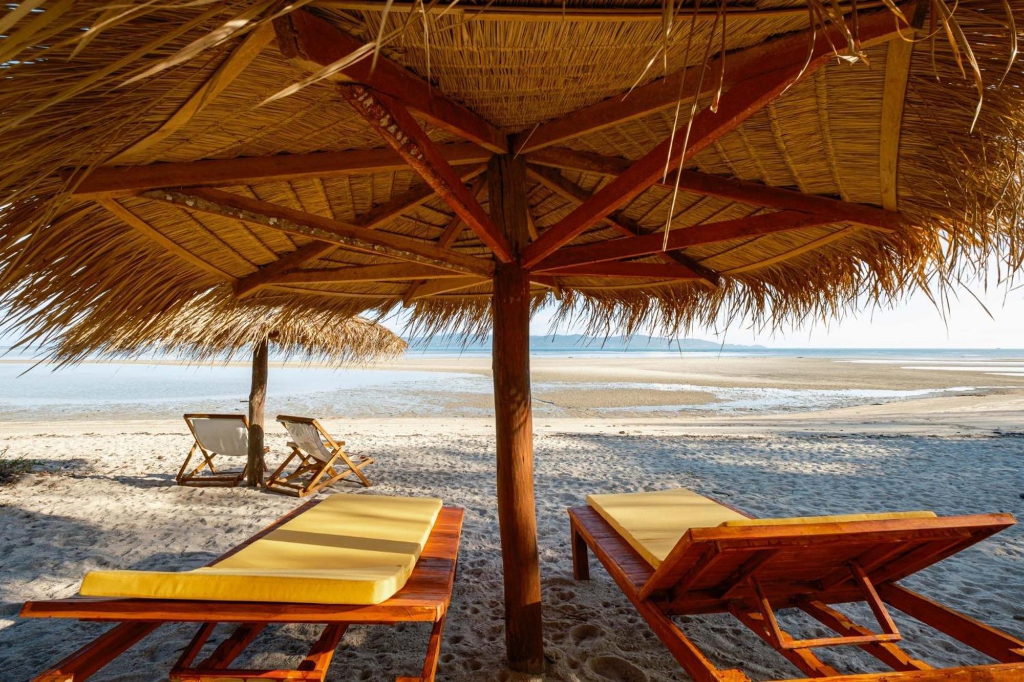 All At Sea Beach Resort Баан Тай Экстерьер фото